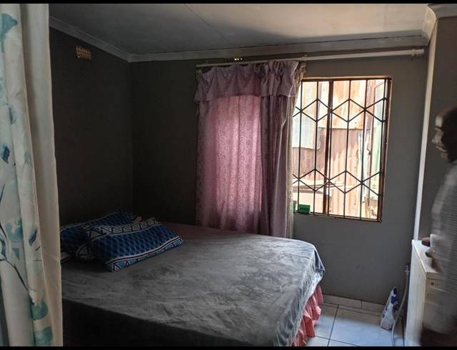 1 BEDROOM PROPERTY TO RENT IN KATLEHONG SOUTH